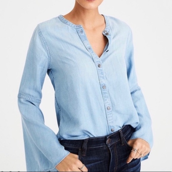NWOT American Eagle Chambray Bell Sleeve Top - Picture 1 of 7